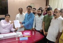 बाजारपेठेतील रस्त्यांचे काँक्रीटीकरण व्यापारी, नागरिकांनी रोखले