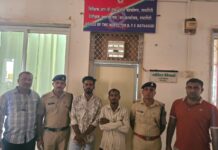 सीसीटिव्ही कॅमेरे चोरणाऱ्या दोघांना अटक