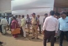 रत्नागिरी नगरपरिषद निवडणूक: मतपेट्या मतदान केंद्रांवर रवाना