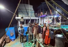 पूर्णगडमध्ये एलईडी मासेमारी करणाऱ्या दोन नौका ताब्यात