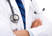 जिल्ह्यातील १०२ कंत्राटी डॉक्टर पगाराविना