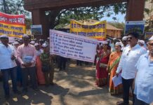 ईपीएस १९९५ पेन्शनधारकांचा रत्नागिरीत मोर्चा; जिल्हाधिकाऱ्यांना निवेदन