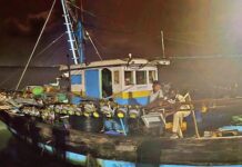 मालवणच्या समुद्रात रत्नागिरीतील एलईडी नौकेवर कारवाई