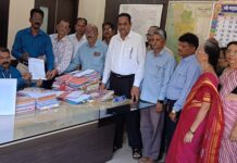 सेवानिवृत्त शिक्षक-अधिकाऱ्यांच्या प्रलंबित मागण्यांसाठी ‘स्वाभिमानी’चे मुख्यमंत्र्यांना साकडे