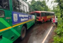मिरजोळे-उक्षी मार्गावर प्रवाशांनी खचाखच भरलेल्या दोन एसटी बसची समोरासमोर धडक; अनेक विद्यार्थी जखमी