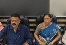 शैक्षणिक संस्थानी विद्यार्थ्यांना बळजबरीने मोर्चात उतरवले
