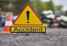 निवळी येथे भरधाव टेम्पोची इनोव्हाला धडक