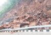 आंबा घाटात पुन्हा दरड कोसळली; रत्नागिरी-कोल्हापूर मार्गावरील एकेरी मार्ग बंद