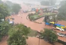 दापोलीत अनेक भाग जलमय, घरांमध्ये पाणी शिरले