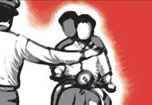 रत्नागिरी तालुक्यात वाहतुकीला अडथळा ठरणाऱ्या आठ वाहनांवर कारवाई