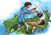 तेली आळी येथे तरुणाला दगड मारुन दुखापत करणाऱ्याविरुध्द गुन्हा